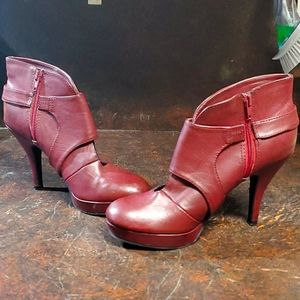 Women's Unlisted By Kenneth Cole Heels